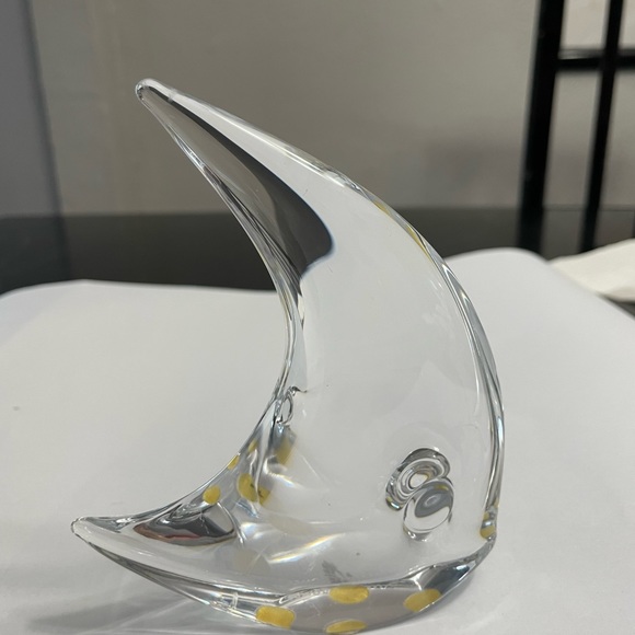 DAUM France Clear fish  Paperweight - Picture 3 of 5